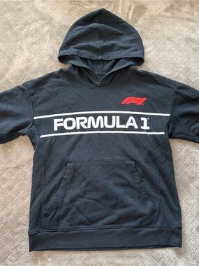 Formula 1 F1 Black Graphic Short Sleeve Hooded Top